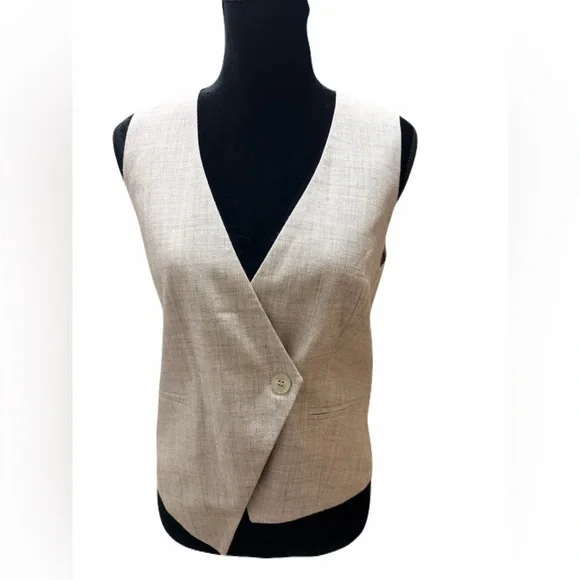 RÓHE Overlap Asymmetric Slub Waistcoat V-neck cut linen-enriched size 36 (Small) - Picture 5 of 16